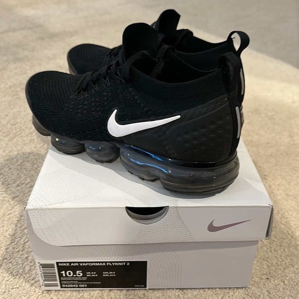 Nike Air Vapormax Flyknit 2
